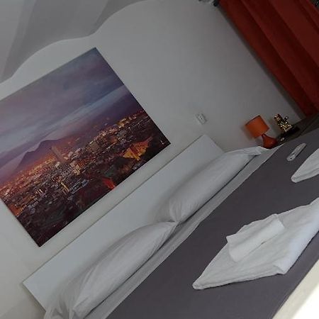 Nonno Ciccio House Apartment Napoli Bagian luar foto